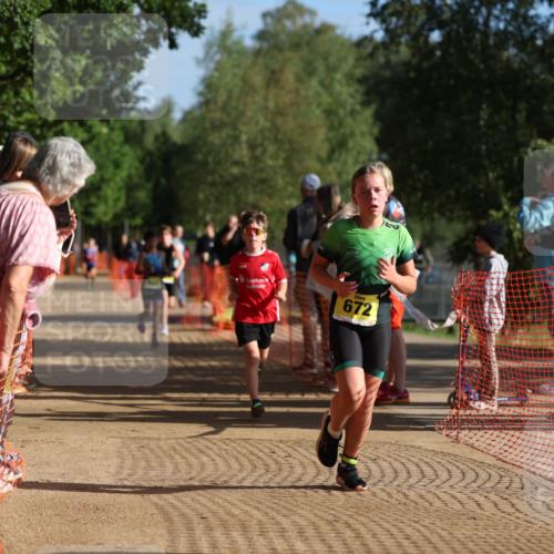 06.09.2026 - 20. Norderstedt Triathlon Mo-Foto http://msf.ph/oto/10156512 06.09.2026 09:44:07 Laufen 672, 663, 663, 668 meine-sportfotos.de