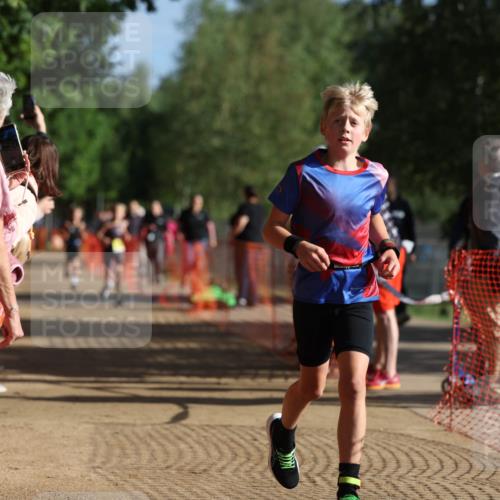 06.09.2026 - 20. Norderstedt Triathlon Mo-Foto http://msf.ph/oto/10156624 06.09.2026 09:44:22 Laufen 617, 617, 670, 670 meine-sportfotos.de