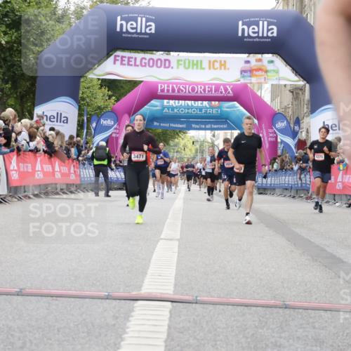 06.09.2026 - CURREX Alsterlauf Yannick Fuchs http://msf.ph/oto/10156647 06.09.2026 09:52:34 Ziel 2495, 2511, 2529, 2970, 3058, 3217, 3316, 3471, 4005, 4643, 4935, 5294, 5323, 5454, 6139 meine-sportfotos.de