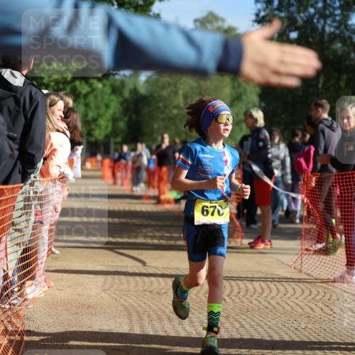 06.09.2026 - 20. Norderstedt Triathlon Mo-Foto http://msf.ph/oto/10156845 06.09.2026 09:45:15 Laufen 670, 605, 605, 632, 632, 645, 645 meine-sportfotos.de