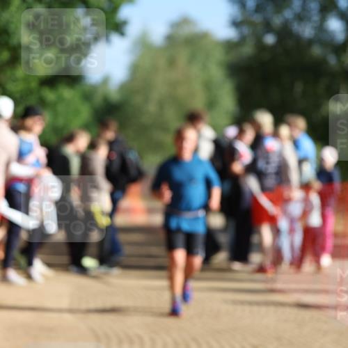 06.09.2026 - 20. Norderstedt Triathlon Mo-Foto http://msf.ph/oto/10157178 06.09.2026 09:47:00 Laufen 630, 630, 646, 646 meine-sportfotos.de