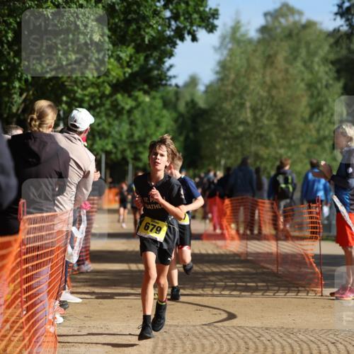 06.09.2026 - 20. Norderstedt Triathlon Mo-Foto http://msf.ph/oto/10157215 06.09.2026 09:47:25 Laufen 679 meine-sportfotos.de