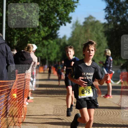06.09.2026 - 20. Norderstedt Triathlon Mo-Foto http://msf.ph/oto/10157231 06.09.2026 09:47:27 Laufen 679 meine-sportfotos.de