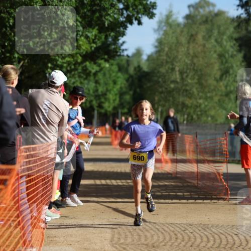 06.09.2026 - 20. Norderstedt Triathlon Mo-Foto http://msf.ph/oto/10157367 06.09.2026 09:47:53 Laufen 639, 639, 684, 684 meine-sportfotos.de