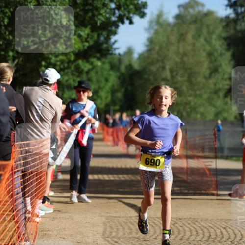 06.09.2026 - 20. Norderstedt Triathlon Mo-Foto http://msf.ph/oto/10157371 06.09.2026 09:47:53 Laufen 690, 639, 639, 684, 684 meine-sportfotos.de