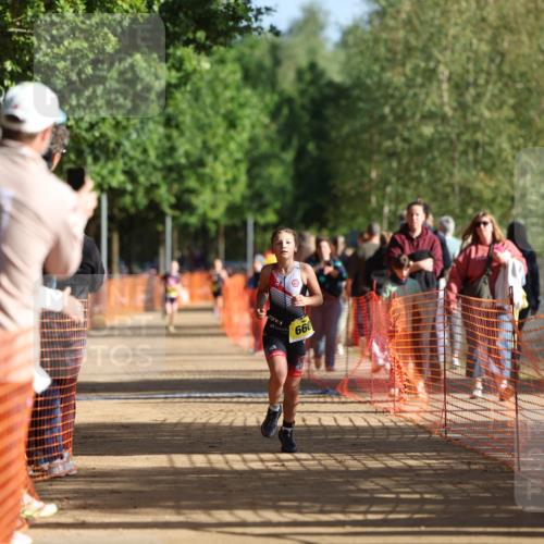 06.09.2026 - 20. Norderstedt Triathlon Mo-Foto http://msf.ph/oto/10157402 06.09.2026 09:48:21 Laufen 660 meine-sportfotos.de