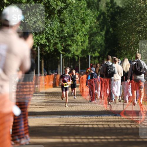 06.09.2026 - 20. Norderstedt Triathlon Mo-Foto http://msf.ph/oto/10157437 06.09.2026 09:48:29 Laufen 639 meine-sportfotos.de