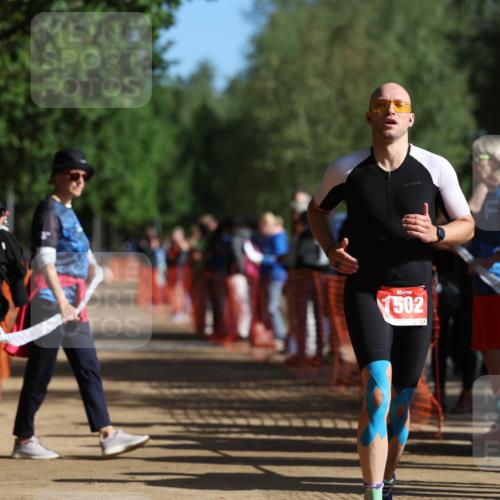 06.09.2026 - 20. Norderstedt Triathlon Mo-Foto http://msf.ph/oto/10157659 06.09.2026 10:30:47 Laufen 502, 1204, 1204, 1488, 1488 meine-sportfotos.de