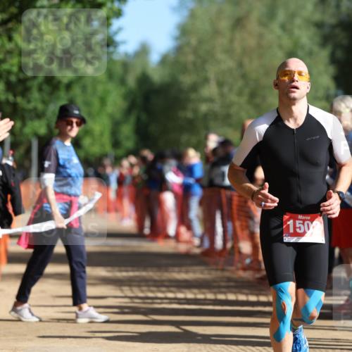 06.09.2026 - 20. Norderstedt Triathlon Mo-Foto http://msf.ph/oto/10157662 06.09.2026 10:30:47 Laufen 1502, 1204, 1204, 1488, 1488 meine-sportfotos.de