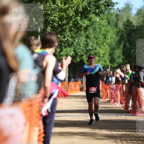 06.09.2026 - 20. Norderstedt Triathlon Mo-Foto http://msf.ph/oto/10157677 06.09.2026 10:31:11 Laufen 1498, 1489, 1489 meine-sportfotos.de