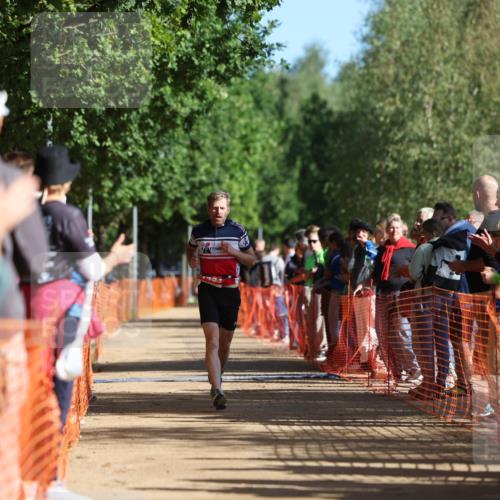 06.09.2026 - 20. Norderstedt Triathlon Mo-Foto http://msf.ph/oto/10157768 06.09.2026 10:31:43 Laufen 1238, 1238 meine-sportfotos.de