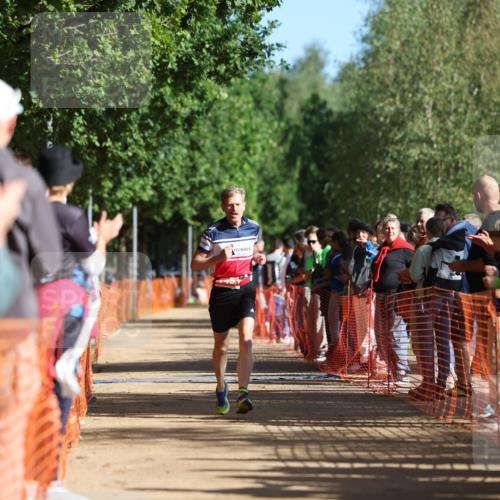 06.09.2026 - 20. Norderstedt Triathlon Mo-Foto http://msf.ph/oto/10157769 06.09.2026 10:31:43 Laufen 1238, 1238 meine-sportfotos.de