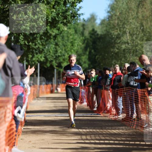 06.09.2026 - 20. Norderstedt Triathlon Mo-Foto http://msf.ph/oto/10157773 06.09.2026 10:31:43 Laufen 1238, 1238 meine-sportfotos.de