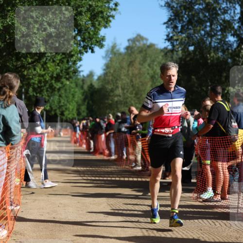 06.09.2026 - 20. Norderstedt Triathlon Mo-Foto http://msf.ph/oto/10157820 06.09.2026 10:31:47 Laufen 1238, 1238 meine-sportfotos.de