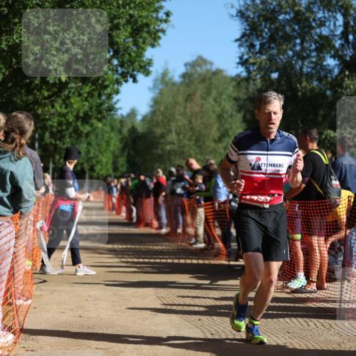 06.09.2026 - 20. Norderstedt Triathlon Mo-Foto http://msf.ph/oto/10157823 06.09.2026 10:31:47 Laufen 1238, 1238 meine-sportfotos.de