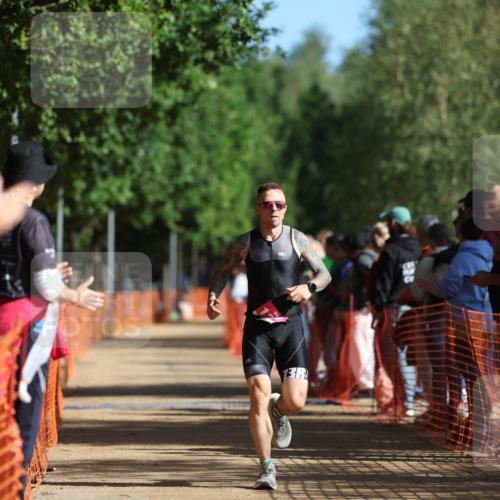 06.09.2026 - 20. Norderstedt Triathlon Mo-Foto http://msf.ph/oto/10157935 06.09.2026 10:32:27 Laufen 13 meine-sportfotos.de
