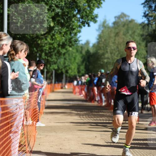 06.09.2026 - 20. Norderstedt Triathlon Mo-Foto http://msf.ph/oto/10157973 06.09.2026 10:32:30 Laufen 45, 3 meine-sportfotos.de