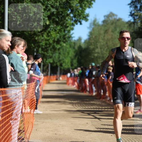06.09.2026 - 20. Norderstedt Triathlon Mo-Foto http://msf.ph/oto/10157975 06.09.2026 10:32:30 Laufen 238, 30, 3 meine-sportfotos.de