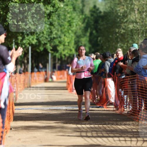 06.09.2026 - 20. Norderstedt Triathlon Mo-Foto http://msf.ph/oto/10158004 06.09.2026 10:32:38 Laufen 1238 meine-sportfotos.de