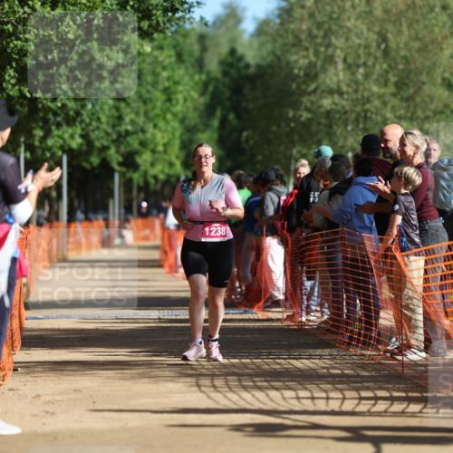 06.09.2026 - 20. Norderstedt Triathlon Mo-Foto http://msf.ph/oto/10158014 06.09.2026 10:32:39 Laufen 1238 meine-sportfotos.de
