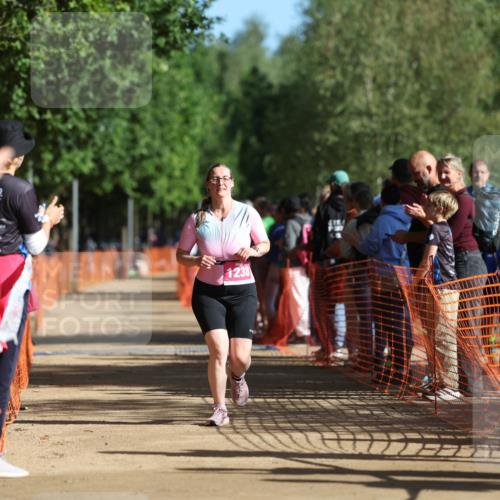 06.09.2026 - 20. Norderstedt Triathlon Mo-Foto http://msf.ph/oto/10158025 06.09.2026 10:32:40 Laufen 19, 1238 meine-sportfotos.de