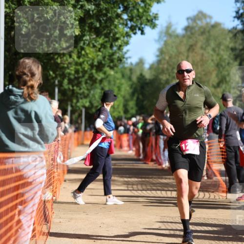 06.09.2026 - 20. Norderstedt Triathlon Mo-Foto http://msf.ph/oto/10158222 06.09.2026 10:33:54 Laufen 1211, 1211 meine-sportfotos.de
