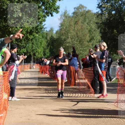 06.09.2026 - 20. Norderstedt Triathlon Mo-Foto http://msf.ph/oto/10158425 06.09.2026 10:35:13 Laufen 1233, 1233 meine-sportfotos.de