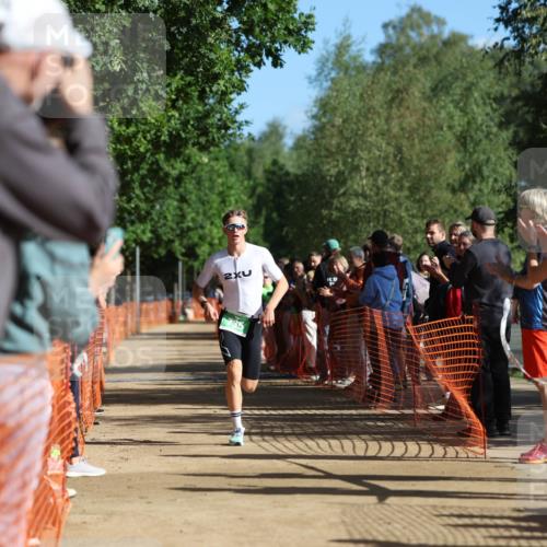 06.09.2026 - 20. Norderstedt Triathlon Mo-Foto http://msf.ph/oto/10158777 06.09.2026 10:36:49 Laufen 2, 735 meine-sportfotos.de