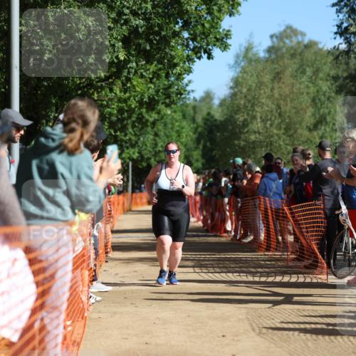 06.09.2026 - 20. Norderstedt Triathlon Mo-Foto http://msf.ph/oto/10158844 06.09.2026 10:36:58 Laufen 735, 1215, 1215 meine-sportfotos.de