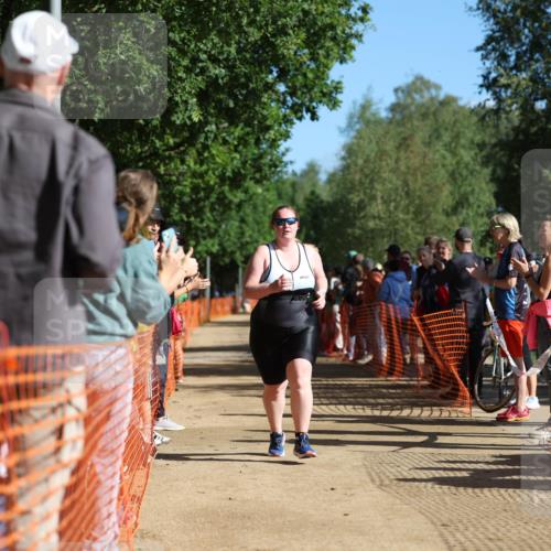 06.09.2026 - 20. Norderstedt Triathlon Mo-Foto http://msf.ph/oto/10158860 06.09.2026 10:36:59 Laufen 735, 1215, 1215 meine-sportfotos.de