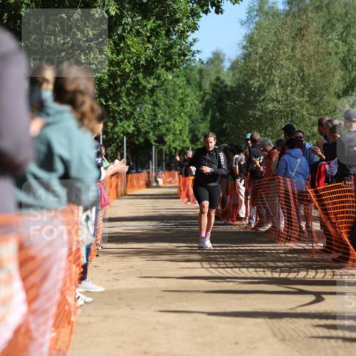 06.09.2026 - 20. Norderstedt Triathlon Mo-Foto http://msf.ph/oto/10158896 06.09.2026 10:37:04 Laufen 1201, 1201, 1215, 1215 meine-sportfotos.de