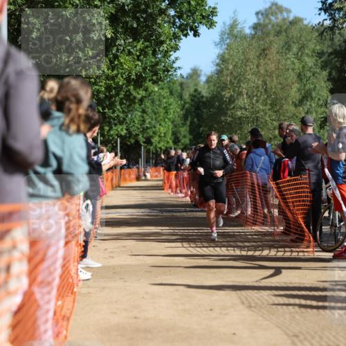 06.09.2026 - 20. Norderstedt Triathlon Mo-Foto http://msf.ph/oto/10158906 06.09.2026 10:37:05 Laufen 1201, 1201, 1215, 1215 meine-sportfotos.de