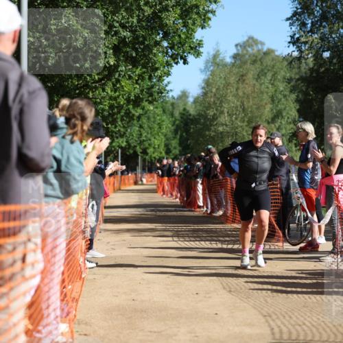 06.09.2026 - 20. Norderstedt Triathlon Mo-Foto http://msf.ph/oto/10158933 06.09.2026 10:37:07 Laufen 1201, 1201, 1215, 1215 meine-sportfotos.de