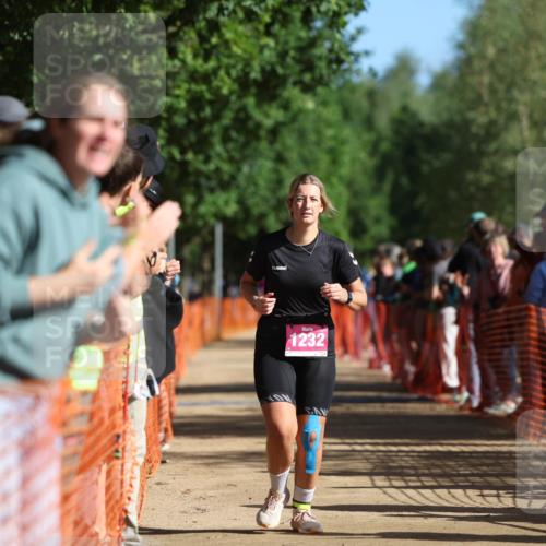 06.09.2026 - 20. Norderstedt Triathlon Mo-Foto http://msf.ph/oto/10158994 06.09.2026 10:37:16 Laufen 1232, 718, 756, 1201, 1201, 1232, 1232 meine-sportfotos.de
