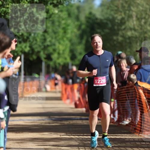 06.09.2026 - 20. Norderstedt Triathlon Mo-Foto http://msf.ph/oto/10159041 06.09.2026 10:37:26 Laufen 1226, 47, 718, 756, 1226, 1226, 1232, 1232 meine-sportfotos.de