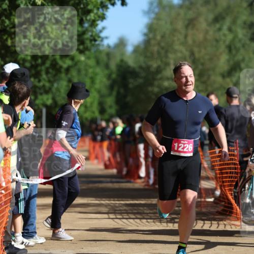 06.09.2026 - 20. Norderstedt Triathlon Mo-Foto http://msf.ph/oto/10159060 06.09.2026 10:37:27 Laufen 1226, 756, 1226, 1226 meine-sportfotos.de