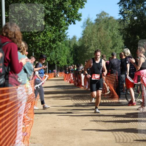 06.09.2026 - 20. Norderstedt Triathlon Mo-Foto http://msf.ph/oto/10159200 06.09.2026 10:37:48 Laufen 1500, 1217, 1217 meine-sportfotos.de