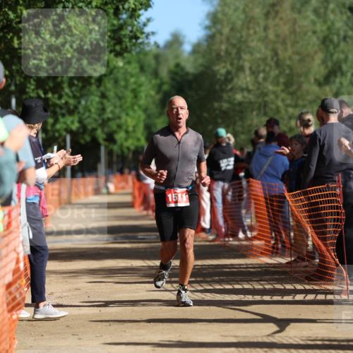 06.09.2026 - 20. Norderstedt Triathlon Mo-Foto http://msf.ph/oto/10159446 06.09.2026 10:38:33 Laufen 1511, 1227, 1227, 1511, 1511 meine-sportfotos.de