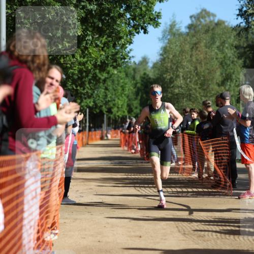 06.09.2026 - 20. Norderstedt Triathlon Mo-Foto http://msf.ph/oto/10159798 06.09.2026 10:39:31 Laufen 750, 766, 1220, 1220 meine-sportfotos.de