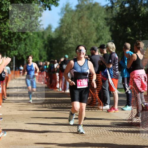 06.09.2026 - 20. Norderstedt Triathlon Mo-Foto http://msf.ph/oto/10159863 06.09.2026 10:40:32 Laufen 1198, 703, 1198, 1198 meine-sportfotos.de