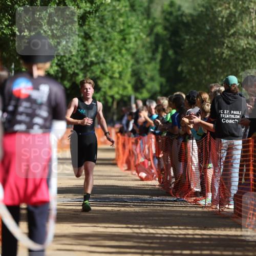06.09.2026 - 20. Norderstedt Triathlon Mo-Foto http://msf.ph/oto/10159893 06.09.2026 10:40:40 Laufen 702, 703, 1198, 1198 meine-sportfotos.de