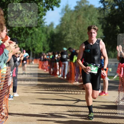 06.09.2026 - 20. Norderstedt Triathlon Mo-Foto http://msf.ph/oto/10159938 06.09.2026 10:40:44 Laufen 02, 702, 703 meine-sportfotos.de
