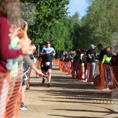 06.09.2026 - 20. Norderstedt Triathlon Mo-Foto http://msf.ph/oto/10159956 06.09.2026 10:40:46 Laufen 702, 705 meine-sportfotos.de