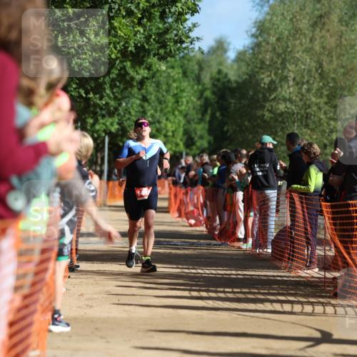 06.09.2026 - 20. Norderstedt Triathlon Mo-Foto http://msf.ph/oto/10159968 06.09.2026 10:40:47 Laufen 702, 705 meine-sportfotos.de