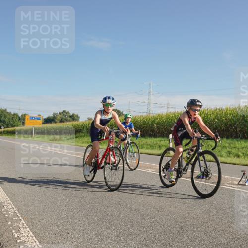 06.09.2026 - 20. Norderstedt Triathlon Michael Burmester http://msf.ph/oto/10160402 06.09.2026 09:38:19 Radfahren 606, 627, 629, 643, 675, 678, 694, 696 meine-sportfotos.de