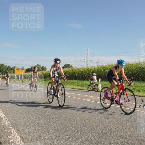 06.09.2026 - 20. Norderstedt Triathlon Michael Burmester http://msf.ph/oto/10160453 06.09.2026 09:39:04 Radfahren 611, 634, 656, 662, 669, 673, 686 meine-sportfotos.de