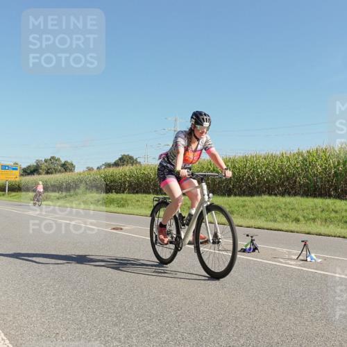 06.09.2026 - 20. Norderstedt Triathlon Michael Burmester http://msf.ph/oto/10160823 06.09.2026 10:33:41 Radfahren 1214 meine-sportfotos.de