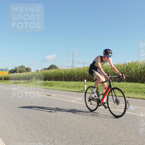 06.09.2026 - 20. Norderstedt Triathlon Michael Burmester http://msf.ph/oto/10160899 06.09.2026 10:35:50 Radfahren 766, 1496 meine-sportfotos.de