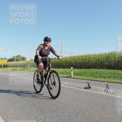 06.09.2026 - 20. Norderstedt Triathlon Michael Burmester http://msf.ph/oto/10160918 06.09.2026 10:36:13 Radfahren 1208, 1235 meine-sportfotos.de