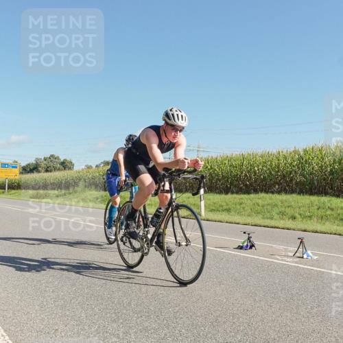 06.09.2026 - 20. Norderstedt Triathlon Michael Burmester http://msf.ph/oto/10160938 06.09.2026 10:36:53 Radfahren 702, 703 meine-sportfotos.de